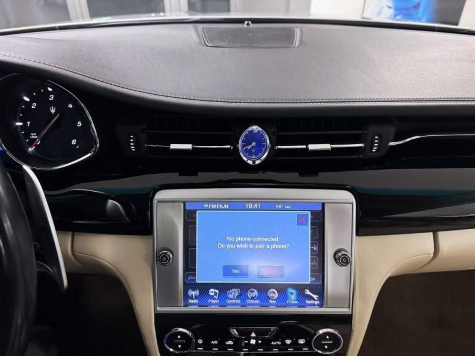 Maserati Quattroporte 14