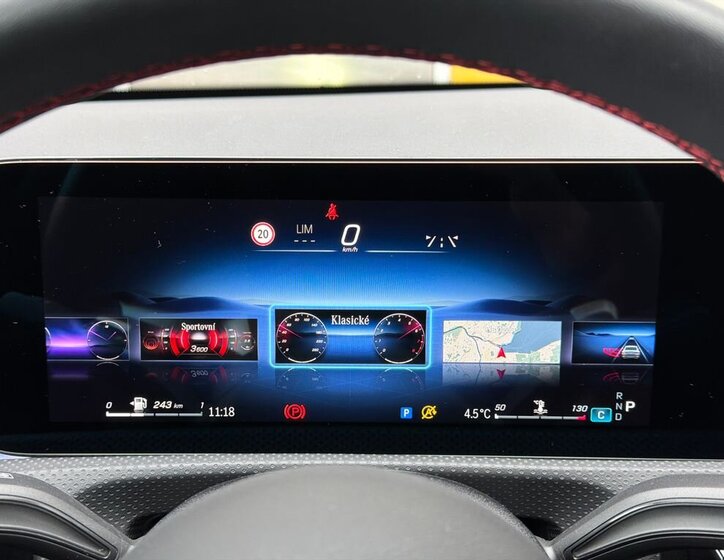 Mercedes-Benz CLA Sedan / Limuzína 2,0 l 110 kw