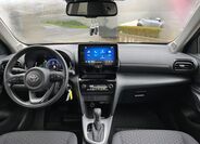 Toyota Yaris Cross 18