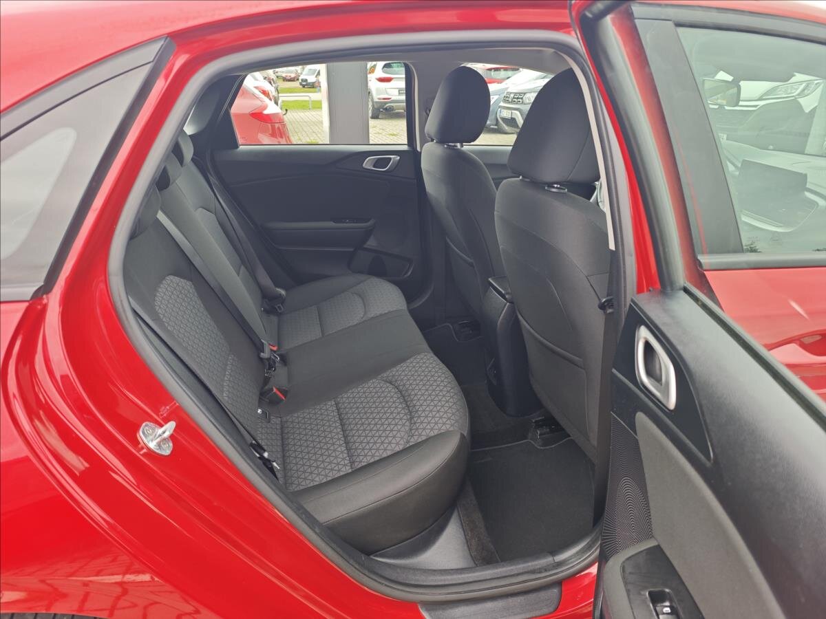 KIA Ceed Hatchback 998,0 73 kw