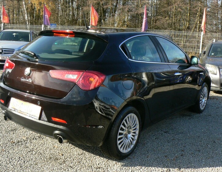 Alfa Romeo Giulietta 4