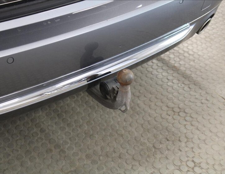 BMW Řada 5 Kombi 2,0 l 140 kw