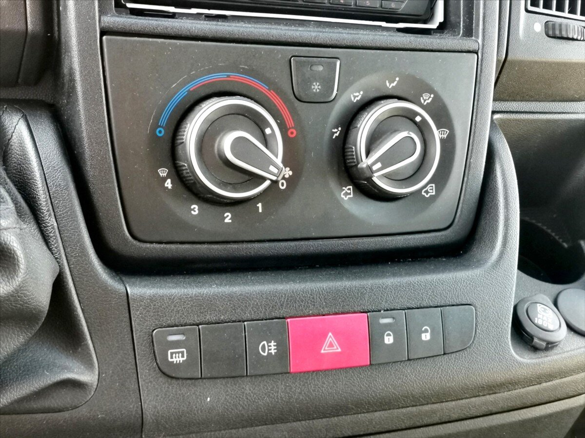 Peugeot Boxer Skříň 2,2 l 110 kw