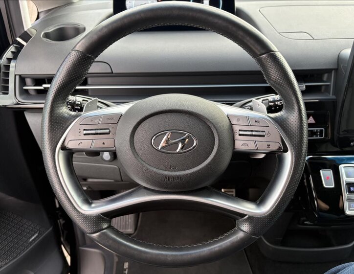 Hyundai Staria MPV 2,2 l 130 kw