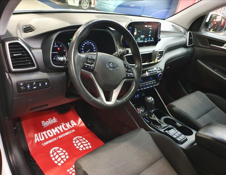 Hyundai Tucson SUV / Terénní 1,6 l 100 kw