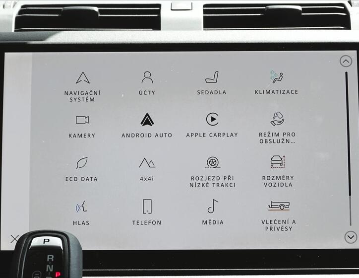 Land Rover Defender 20