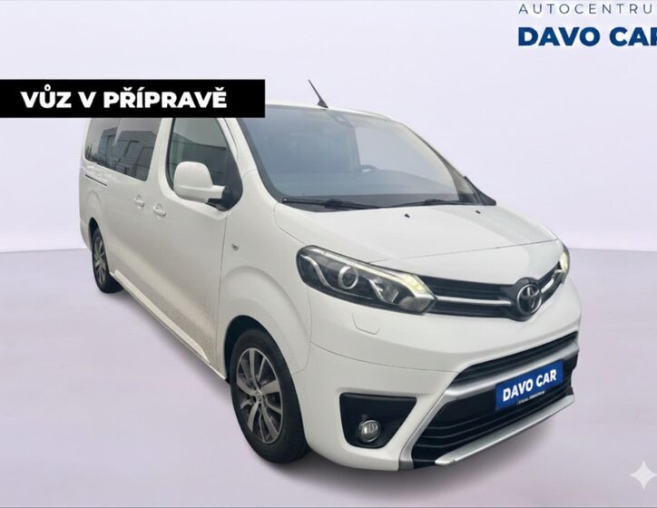 Toyota ProAce VAN-Minibus 2,0 l 106 kw