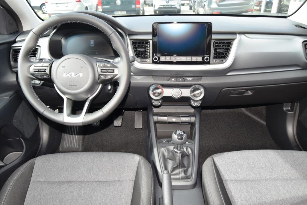 KIA Stonic SUV 1,2 l 57 kw