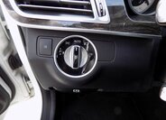 Mercedes-Benz Třídy E Sedan / Limuzína 2,1 l 125 kw