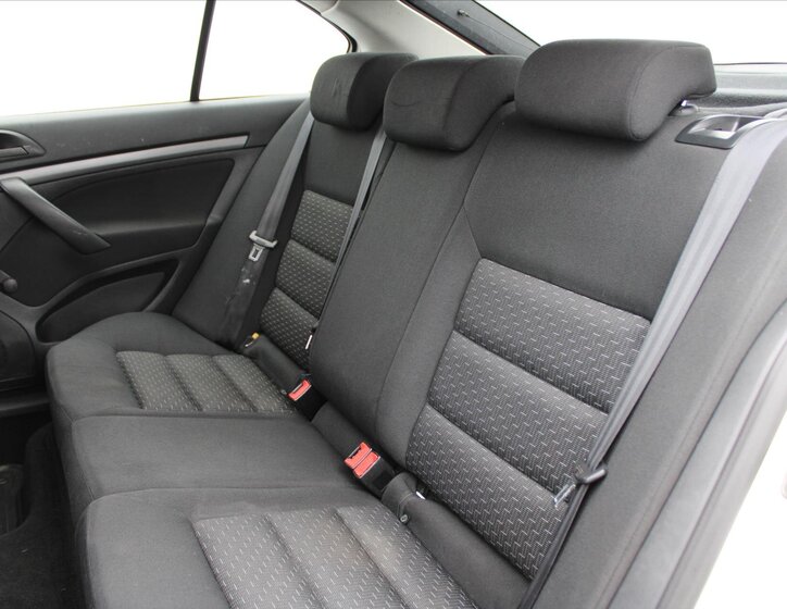 Škoda Octavia Liftback 1,6 l 77 kw