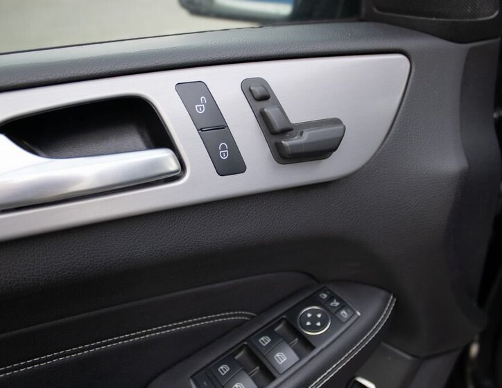 Mercedes-Benz Třídy M SUV / Terénní 3,5 l 225 kw