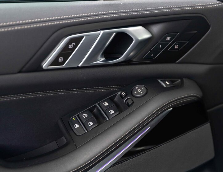 BMW X5 SUV / Terénní 3,0 l 219 kw