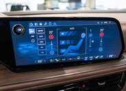 Chevrolet Suburban SUV / Terénní 6,2 l 313 kw