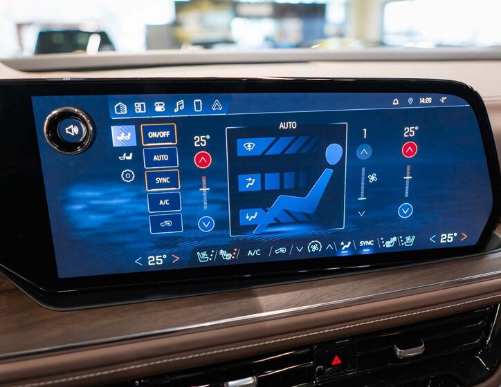 Chevrolet Suburban SUV / Terénní 6,2 l 313 kw