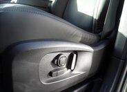 Land Rover Defender SUV 3,0 l 257 kw