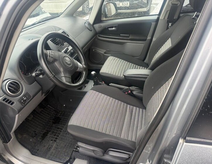 Suzuki SX4 SUV 1,6 l 88 kw