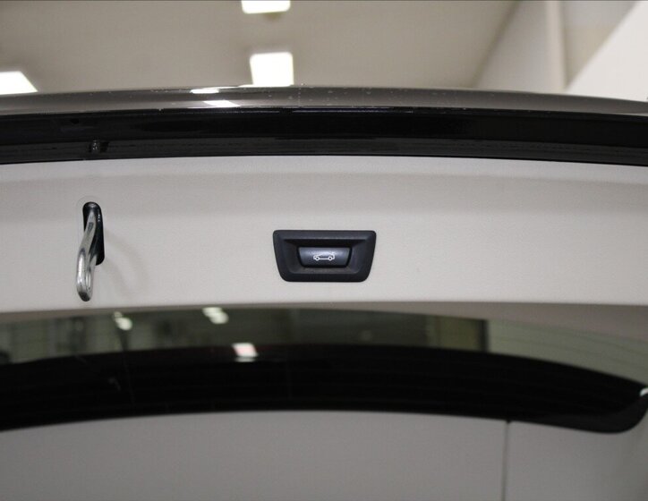 BMW X3 SUV 2,0 l 215 kw