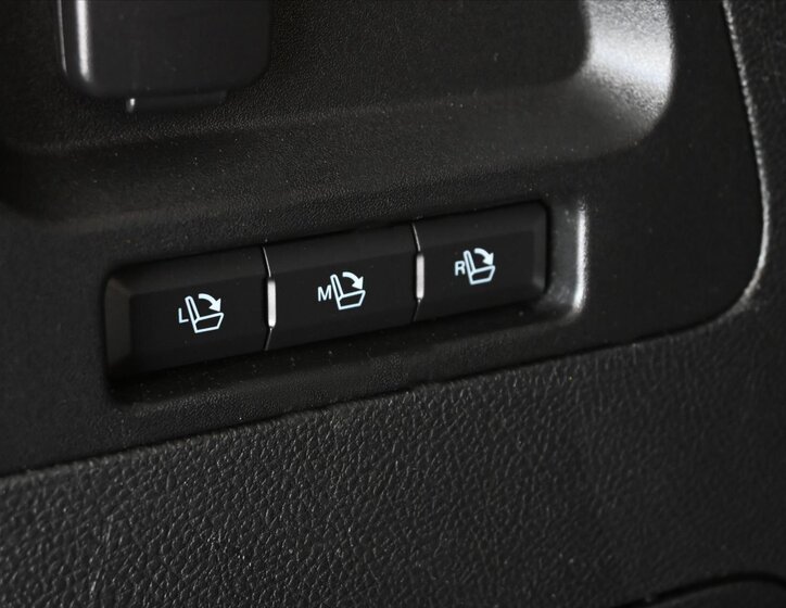 Ford S-MAX MPV 2,0 l 140 kw