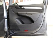 Volkswagen Sharan Kombi 2,0 l 103 kw