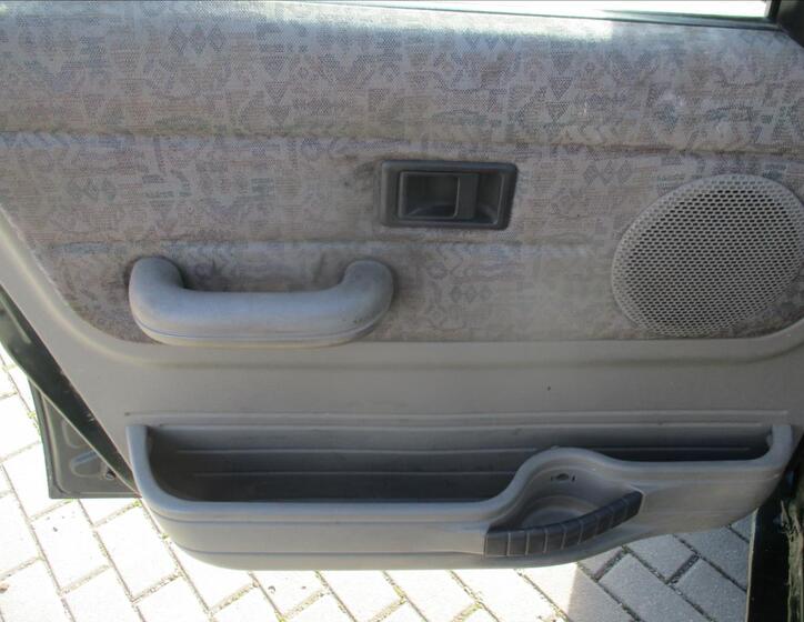 Land Rover Freelander 18