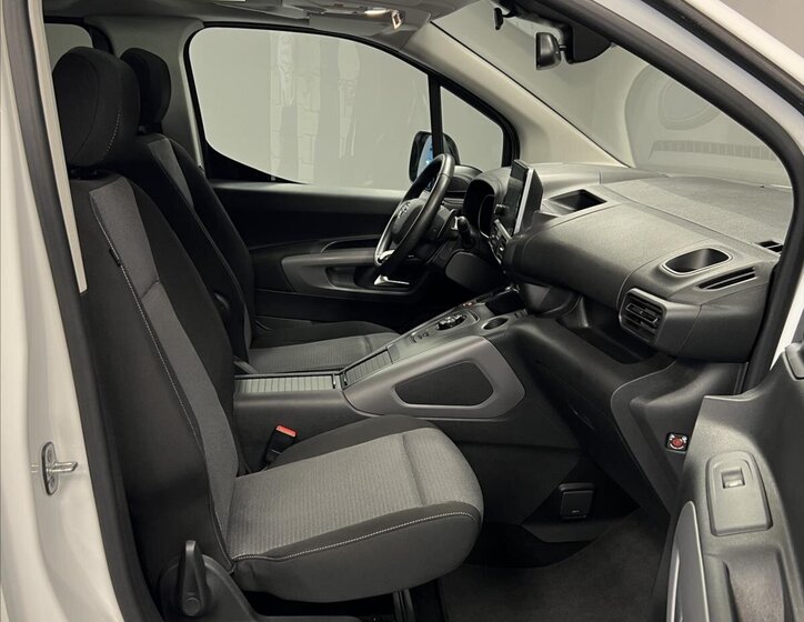 Toyota ProAce City Verso MPV 1,5 l 96 kw