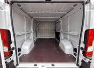 Peugeot Boxer Skříň 2,2 l 103 kw