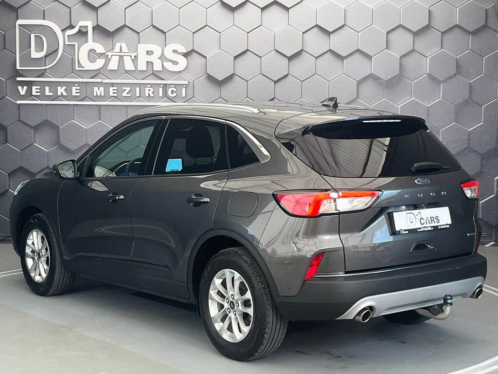 Ford Kuga SUV / Terénní 2,5 l 140 kw