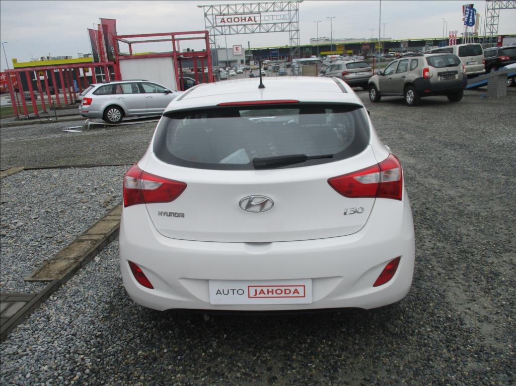 Hyundai i30 Hatchback 1,6 l 88 kw