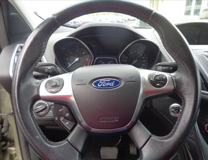 Ford Kuga 13
