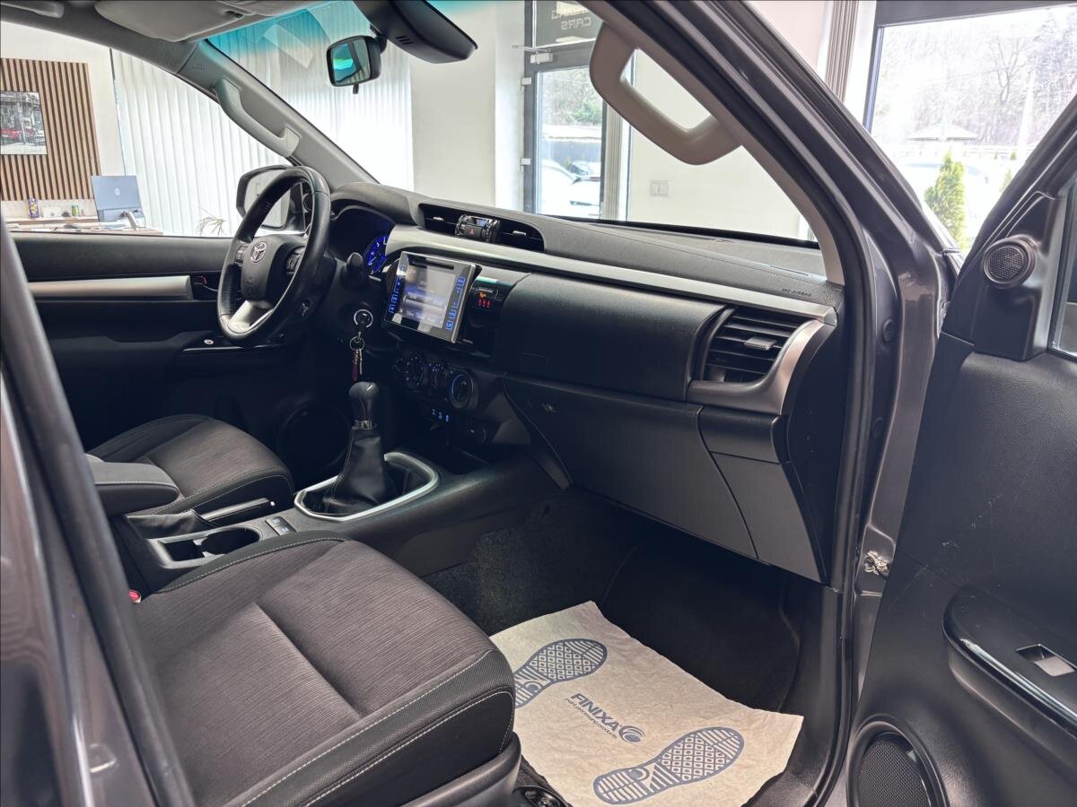 Toyota Hilux Pick-up 2,4 l 110 kw