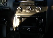 Volkswagen Touran MPV 1,2 l 77 kw