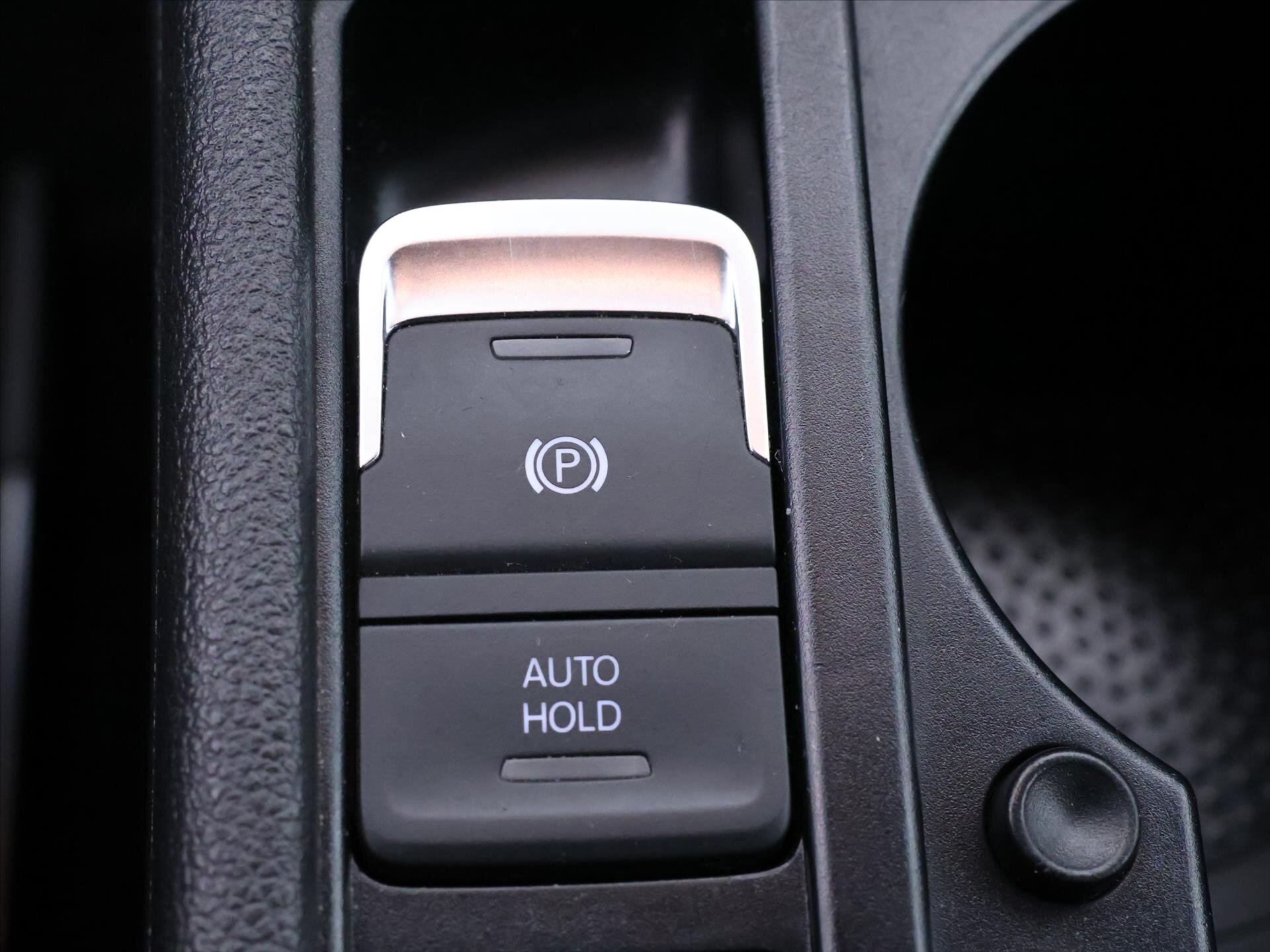 Volkswagen Touran Kombi 1,6 l 85 kw