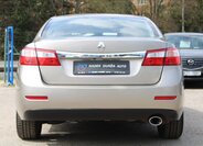 Renault Latitude Sedan / Limuzína 2,0 l 127 kw