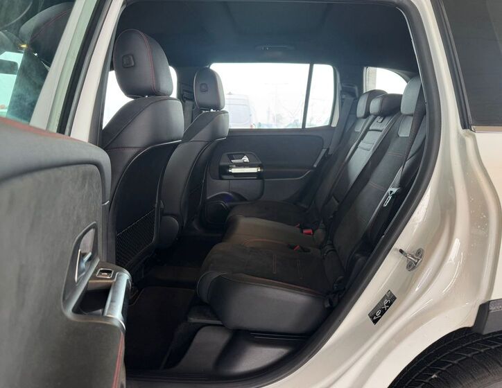 Mercedes-Benz EQB 15