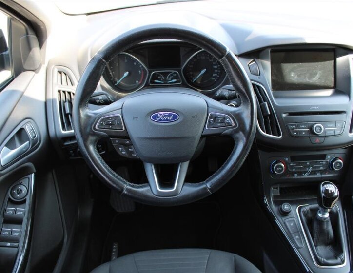 Ford Focus 12