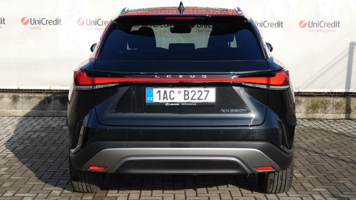 Lexus RX 350h SUV / Terénní 2,5 l 140 kw