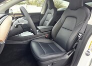 Tesla Model Y SUV / Terénní 0,0 378 kw