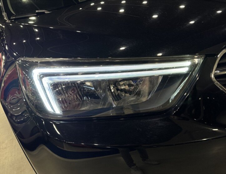 Opel Mokka SUV / Terénní 1,6 l 85 kw