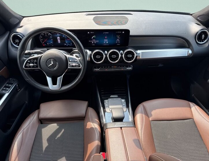 Mercedes-Benz GLB SUV / Terénní 1,3 l 100 kw