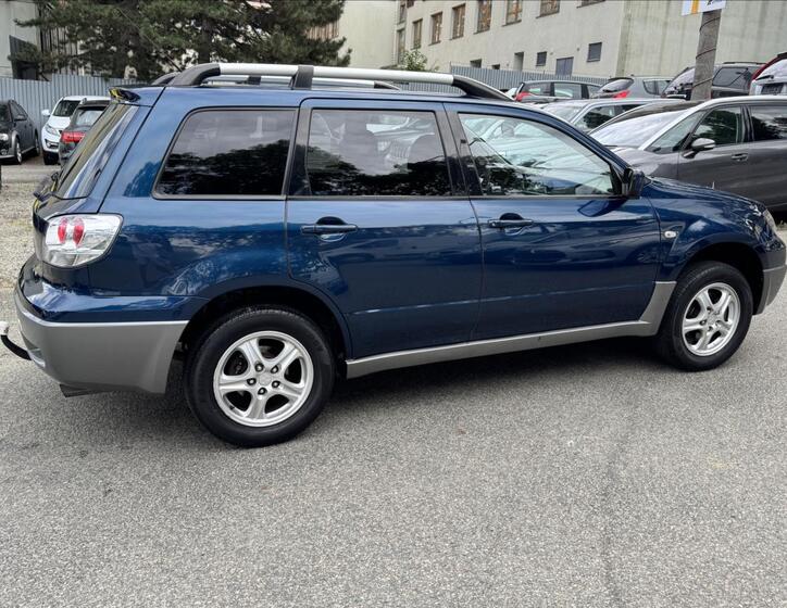 Mitsubishi Outlander 14