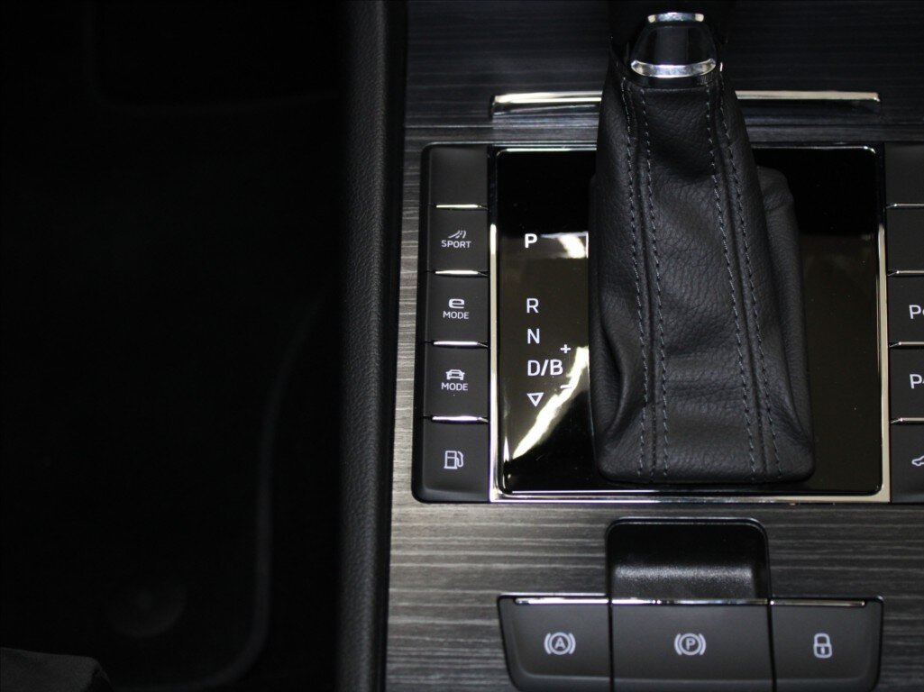 Škoda Superb Kombi 1,4 l 160 kw