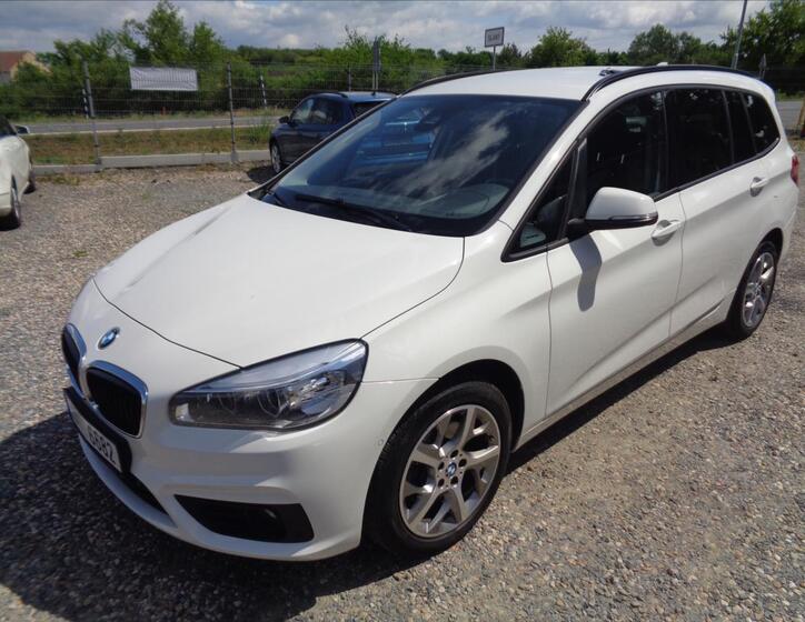 BMW Řada 2 1