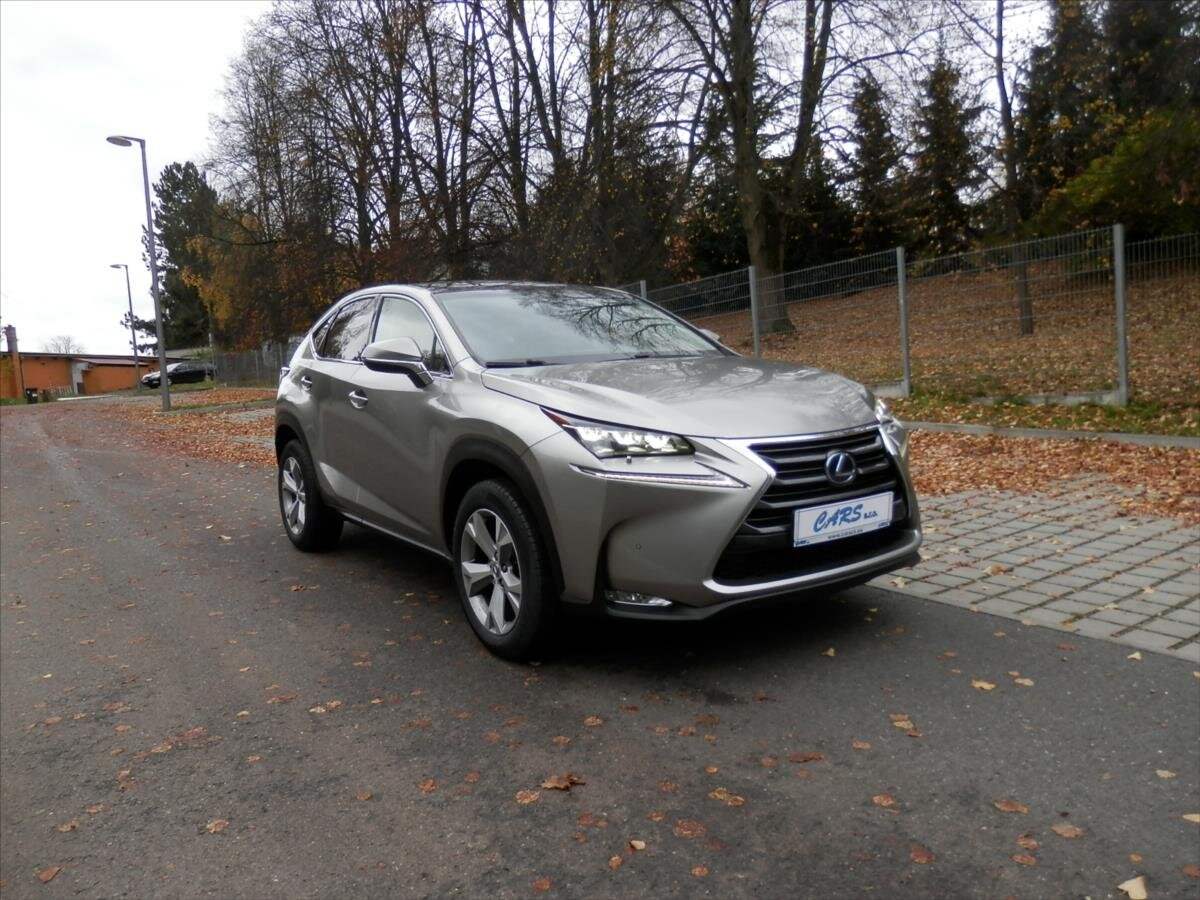 Lexus NX 300h