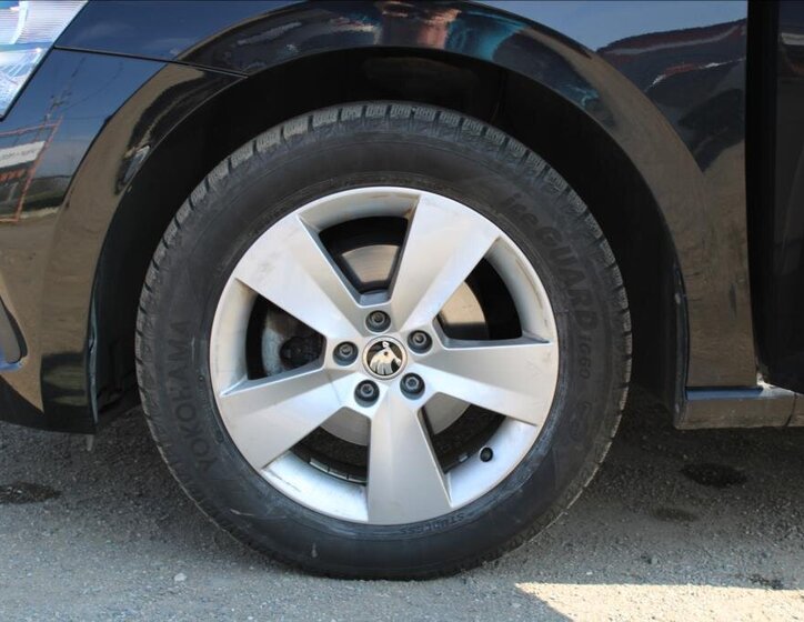 Škoda Scala Hatchback 999,0 85 kw