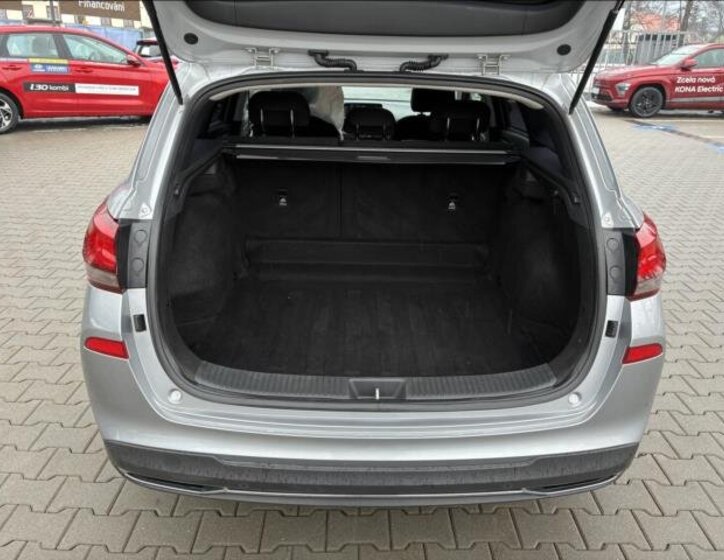 Hyundai i30 Kombi 998,0 88 kw