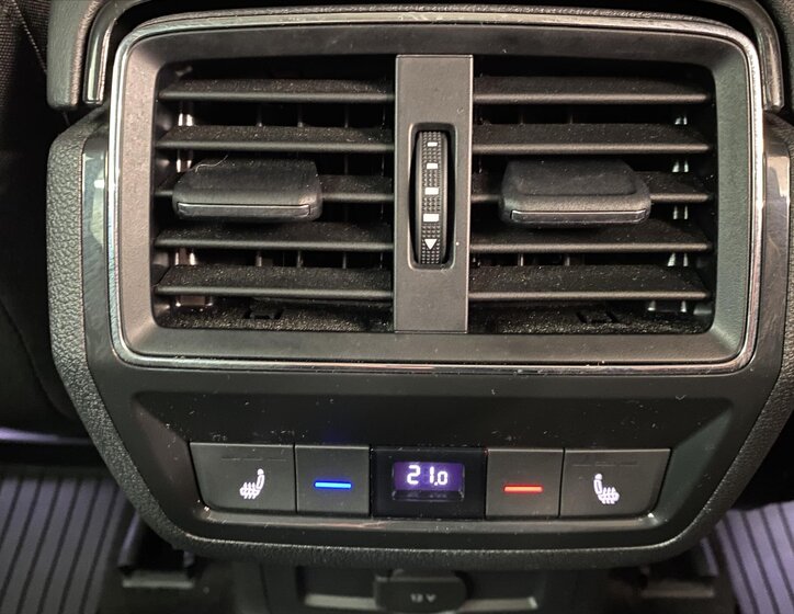 Škoda Karoq SUV 2,0 l 110 kw