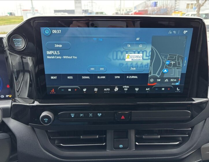 Ford Tourneo Custom 32