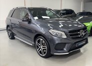 Mercedes-Benz GLE SUV / Terénní 3,0 l 270 kw