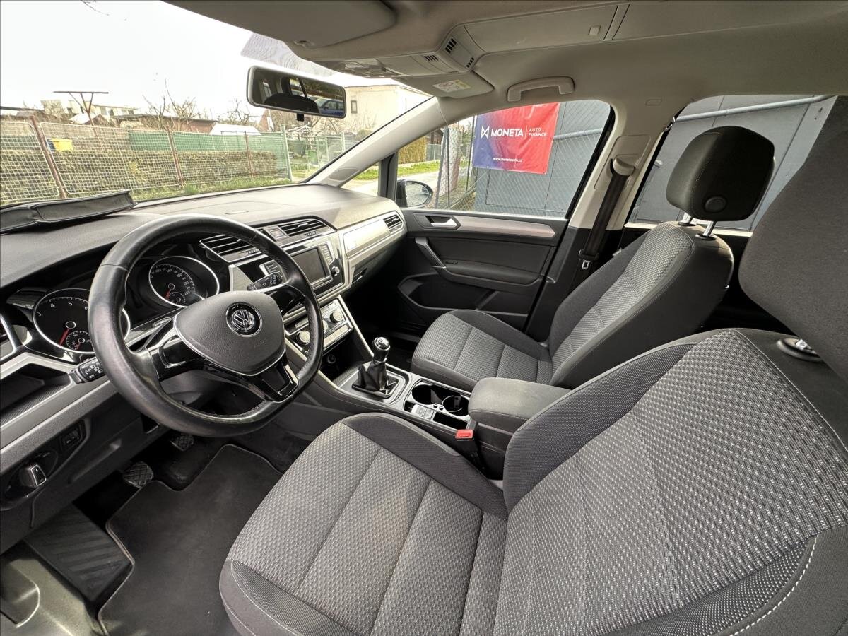 Volkswagen Touran MPV 1,2 l 81 kw