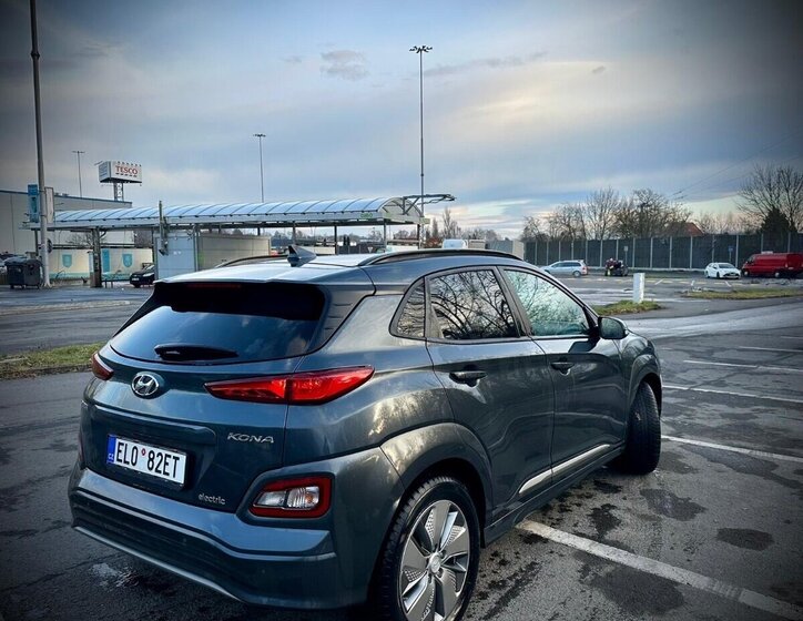 Hyundai Kona 16